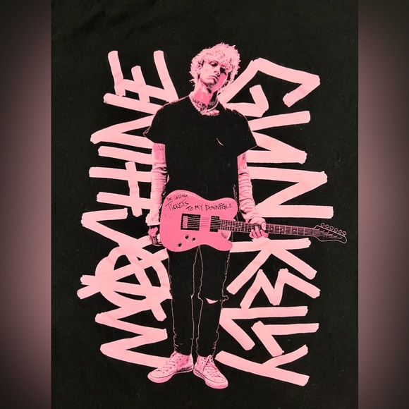 MACHINE GUN KELLY Shirt Mens Extra Large XL Black Pink Graphic Music Band - EUC! - Picture 2 of 5